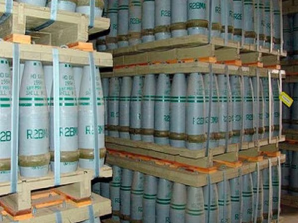 IS tấn công căn cứ không quân ở Deir Ez-Zor, Syria bằng vũ khí hóa học ảnh 2