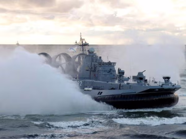 Tổng thống Nga Putin sa thải một loạt chỉ huy cấp cao Hạm đội Baltic ảnh 1 Tổng thống Nga Putin sa thải một loạt chỉ huy cấp cao Hạm đội Baltic ảnh 1