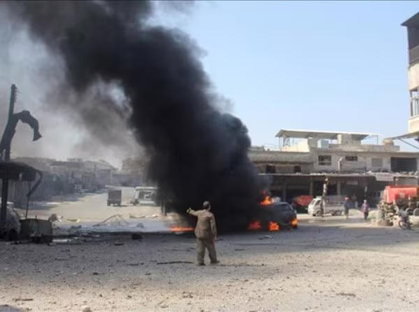 Syria: Nổ bom xe buýt chở phiến binh, hàng chục phần tử thiệt mạng ảnh 1