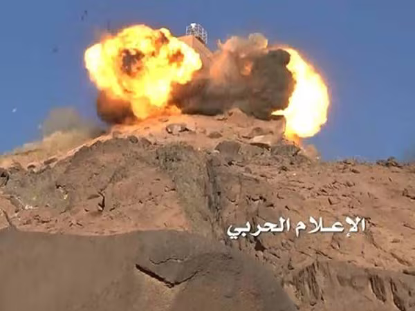 Căn cứ không quân của Saudi Arabia bị Yemen tấn công bằng tên lửa đạn đạo  ảnh 1 Căn cứ không quân của Saudi Arabia bị Yemen tấn công bằng tên lửa đạn đạo  ảnh 1