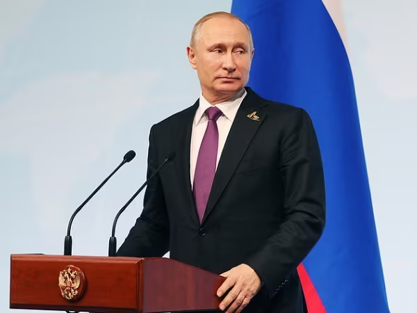 Tổng thống Putin quyết định trục xuất hơn 700 nhà ngoại giao Mỹ ảnh 1 Tổng thống Putin quyết định trục xuất hơn 700 nhà ngoại giao Mỹ ảnh 1