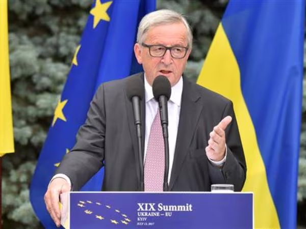 EU tuyên bố sẵn sàng đáp trả lệnh trừng phạt mới áp đặt lên Nga của Mỹ ảnh 1