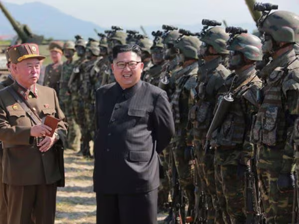 Triều Tiên thề "mài sắc vũ khí thanh kiếm hạt nhân" để chống Mỹ ảnh 1