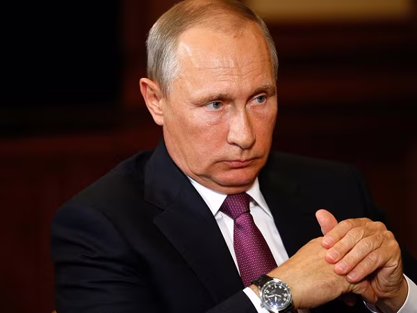 Ông Putin chúc mừng quân đội Nga, Syria trước chiến thắng ở Deir Ezzor ảnh 1 Ông Putin chúc mừng quân đội Nga, Syria trước chiến thắng ở Deir Ezzor ảnh 1