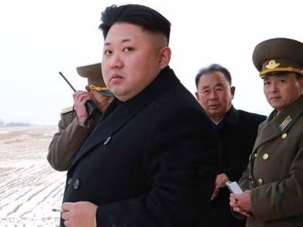 Mỹ áp đặt lệnh trừng phạt lên 8 ngân hàng và 26 cá nhân Triều Tiên ảnh 1