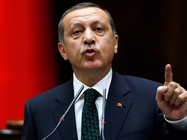 Ông Erdogan: Bất cứ ai cung cấp vũ khí cho người Kurd là hợp tác với khủng bố ảnh 1 Ông Erdogan: Bất cứ ai cung cấp vũ khí cho người Kurd là hợp tác với khủng bố ảnh 1