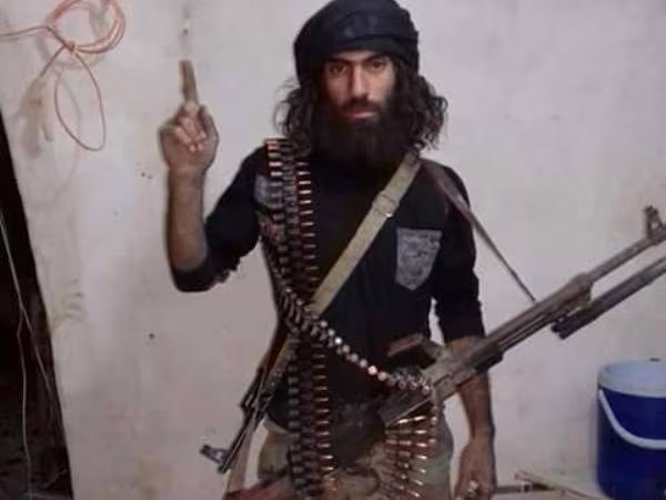 Gián điệp SAA trở về sau nhiều năm làm chỉ huy cấp cao của FSA ảnh 1 Gián điệp SAA trở về sau nhiều năm làm chỉ huy cấp cao của FSA ảnh 1