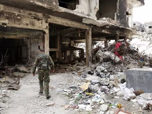 SAA phát hiện hố chôn tập thể các binh sĩ bị sát hại ở Đông Ghouta ảnh 1