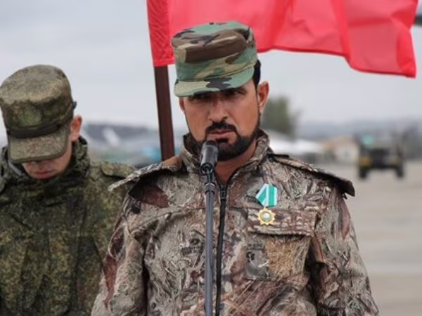 Chỉ huy "Hổ Syria" trực tiếp hướng dẫn các binh sĩ tập trận ở Idlib ảnh 1 Chỉ huy "Hổ Syria" trực tiếp hướng dẫn các binh sĩ tập trận ở Idlib ảnh 1