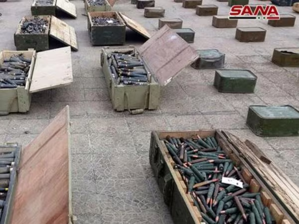 SAA thu giữ một số lượng lớn vũ khí do Mỹ và Anh chế tạo ở Al-Quneitra ảnh 1 SAA thu giữ một số lượng lớn vũ khí do Mỹ và Anh chế tạo ở Al-Quneitra ảnh 1