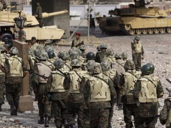 Ai Cập cùng 5 quốc gia Ả Rập tổ chức các cuộc tập trận chiến tranh ảnh 1