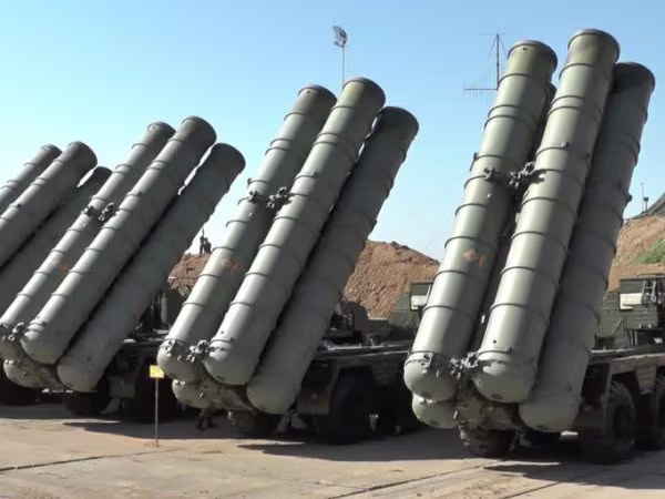 Hệ thống S-400 của Nga đe dọa đến quân đội Mỹ tại Syria ảnh 1 Hệ thống S-400 của Nga đe dọa đến quân đội Mỹ tại Syria ảnh 1