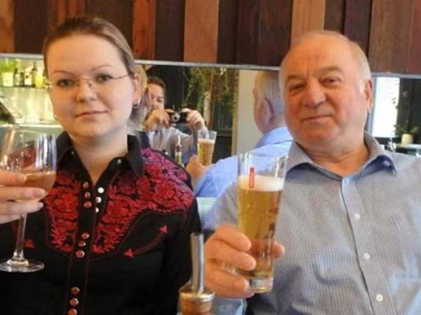 Nga: Anh tiếp tục tiêu hủy các bằng chứng vụ điệp viên Skripal ảnh 1