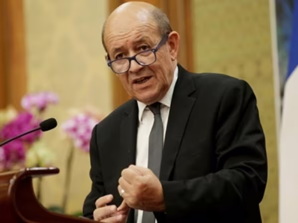 Pháp kêu gọi Mỹ không can thiệp vào các vấn đề nội bộ nước này ảnh 1