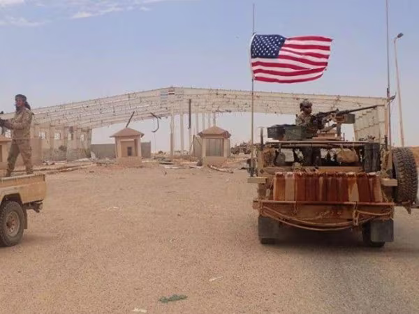 Mỹ xây căn cứ mới ở Syria giữa lúc Tổng thống Trump thông báo rút quân ảnh 1 Mỹ xây căn cứ mới ở Syria giữa lúc Tổng thống Trump thông báo rút quân ảnh 1