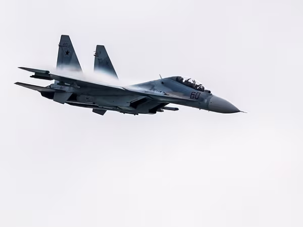 Su-27 Nga đánh chặn máy bay trinh sát Thụy Điển trên Biển Baltic ảnh 1 Su-27 Nga đánh chặn máy bay trinh sát Thụy Điển trên Biển Baltic ảnh 1