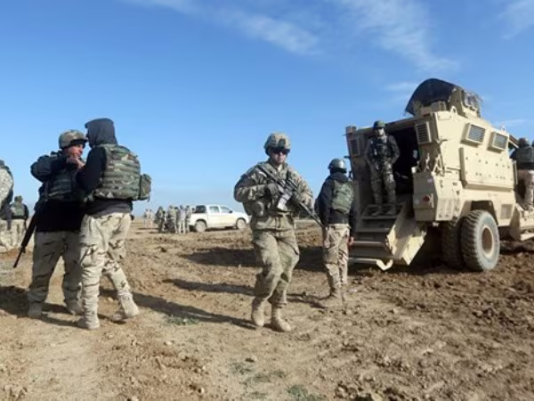 Mỹ tăng cường lực lượng ở biên giới Iraq gần al-Tanf của Syria ảnh 1