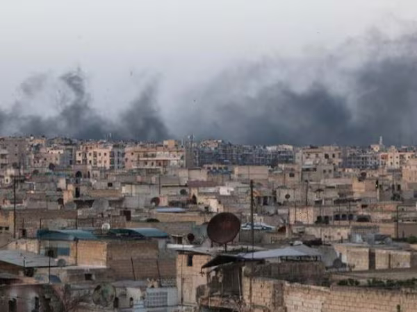 Không quân Syria dội bom trúng đoàn xe của phiến quân HTS ở đông Idlib ảnh 1 Không quân Syria dội bom trúng đoàn xe của phiến quân HTS ở đông Idlib ảnh 1