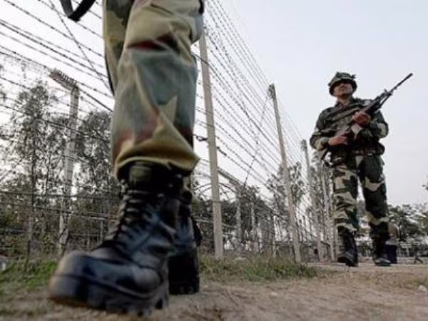 Ảnh vệ tinh chứng minh IAF thành công trong cuộc tấn công phá hủy Trại khủng bố ở Pakistan ảnh 1