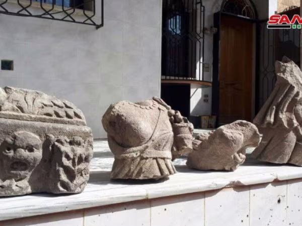 SAA tìm thấy nhiều cổ vật bị đánh cắp trong các căn cứ của phiến quân ở Damascus ảnh 1 SAA tìm thấy nhiều cổ vật bị đánh cắp trong các căn cứ của phiến quân ở Damascus ảnh 1