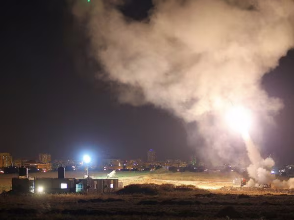 Tel Aviv hứng chịu hai quả tên lửa được phóng đi từ Dải Gaza ảnh 1 Tel Aviv hứng chịu hai quả tên lửa được phóng đi từ Dải Gaza ảnh 1