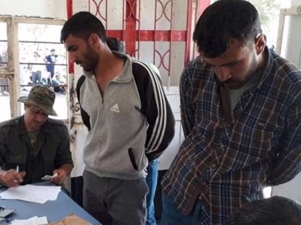 Hàng trăm cư dân ở miền đông Syria nhập ngũ ảnh 1