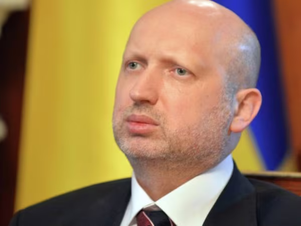 Kiev đang đàm phán với NATO để các tàu của họ được hộ tống khi đi qua Eo biển Kerch ảnh 1