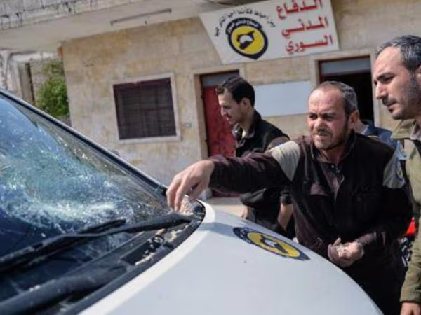 Các phóng viên Thổ Nhĩ Kỳ may mắn thoát chết trong cuộc tấn công ở Idlib ảnh 1