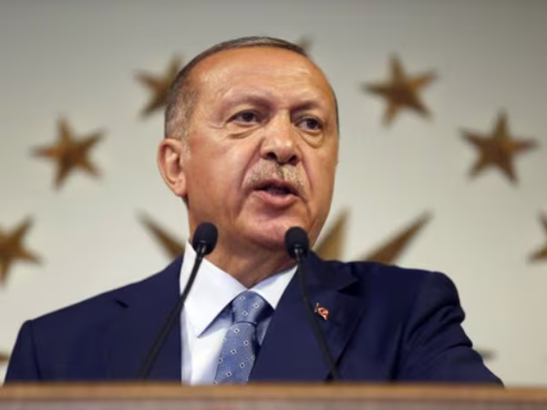 Ông Erdogan: Mỹ không nên gây áp lực cho Thổ Nhĩ Kỳ bằng việc trừng phạt kinh tế ảnh 1