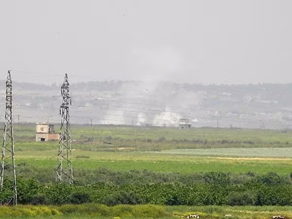 Phòng không Syria đẩy lùi cuộc tấn công nguy hiểm ở Hama ảnh 1 Phòng không Syria đẩy lùi cuộc tấn công nguy hiểm ở Hama ảnh 1