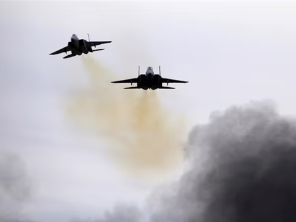 Không quân Isarel tấn công căn cứ Syria ở Bu Kamal ảnh 1 Không quân Isarel tấn công căn cứ Syria ở Bu Kamal ảnh 1