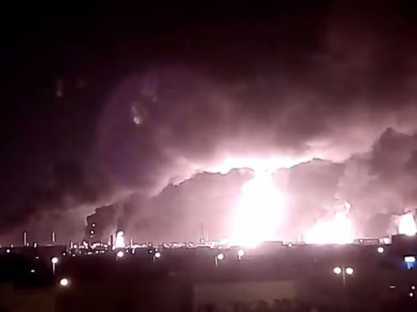 Mỹ xem xét "đáp trả quân sự nghiêm khắc" các cuộc tấn công vào Saudi Arabia ảnh 1 Mỹ xem xét "đáp trả quân sự nghiêm khắc" các cuộc tấn công vào Saudi Arabia ảnh 1