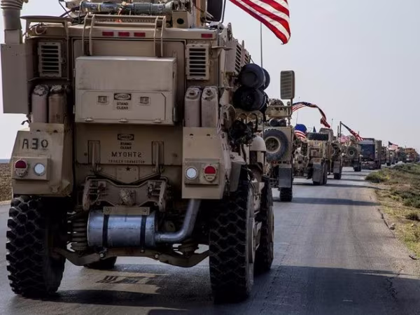 Mỹ triển khai gần 200 xe quân sự đến Raqqa và Aleppo ở Syria ảnh 1 Mỹ triển khai gần 200 xe quân sự đến Raqqa và Aleppo ở Syria ảnh 1