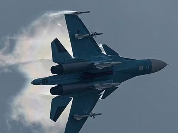 Không quân Nga phát động cuộc tấn công lớn khắp vùng nông thôn Aleppo ảnh 1