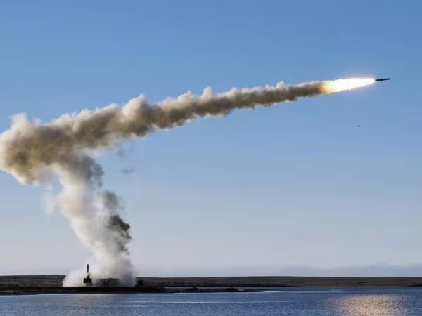 Mọi tàu chiến mới của Nga đều được trang bị tên lửa siêu thanh ảnh 1 Mọi tàu chiến mới của Nga đều được trang bị tên lửa siêu thanh ảnh 1