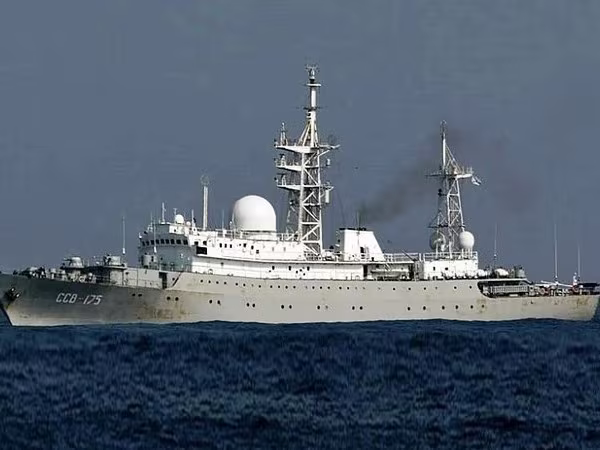 Nga phản đối Mỹ nói tàu trinh sát Victor Leonov 'có hành động không an toàn' ảnh 1 Nga phản đối Mỹ nói tàu trinh sát Victor Leonov 'có hành động không an toàn' ảnh 1