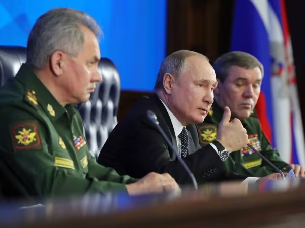 Tổng thống Putin: Đối thủ đang vật lộn để sao chép vũ khí hiện đại của Nga ảnh 1