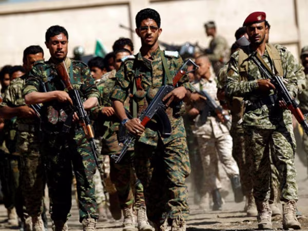 Lực lượng Iran ở Syria bị máy bay lạ tấn công ảnh 1 Lực lượng Iran ở Syria bị máy bay lạ tấn công ảnh 1