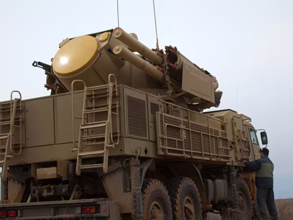 Serbia mua 6 hệ thống tên lửa Pantsir-S1 từ Nga ảnh 1 Serbia mua 6 hệ thống tên lửa Pantsir-S1 từ Nga ảnh 1
