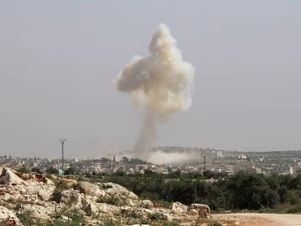 SAA nã pháo ở Idlib, hơn 10 lính Thổ Nhĩ Kỳ thiệt mạng và bị thương? ảnh 1 SAA nã pháo ở Idlib, hơn 10 lính Thổ Nhĩ Kỳ thiệt mạng và bị thương? ảnh 1