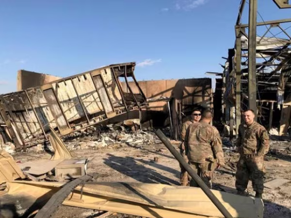 Hơn 100 binh sĩ Mỹ tổn thương não trong vụ phóng tên lửa của Iran ảnh 1