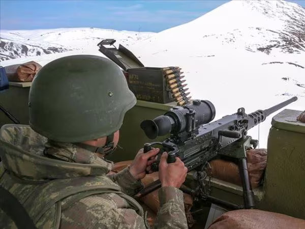 Thổ Nhĩ Kỳ "vô hiệu hóa" 32 tay súng YPG ở Bắc Syria ảnh 1