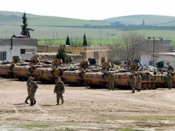 Quân đội Thổ Nhĩ Kỳ bị nghi đưa hệ thống phòng không tầm xa tới Idlib ảnh 1 Quân đội Thổ Nhĩ Kỳ bị nghi đưa hệ thống phòng không tầm xa tới Idlib ảnh 1