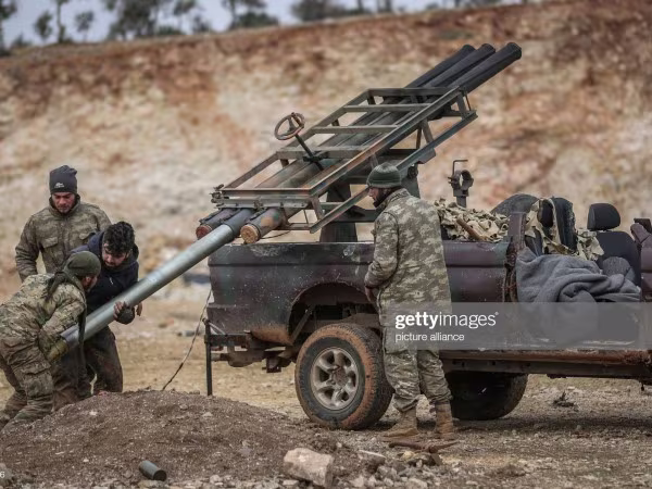 Máy bay không xác định dội bom lực lượng thân Thổ Nhĩ Kỳ ở Bắc Syria ảnh 1 Máy bay không xác định dội bom lực lượng thân Thổ Nhĩ Kỳ ở Bắc Syria ảnh 1