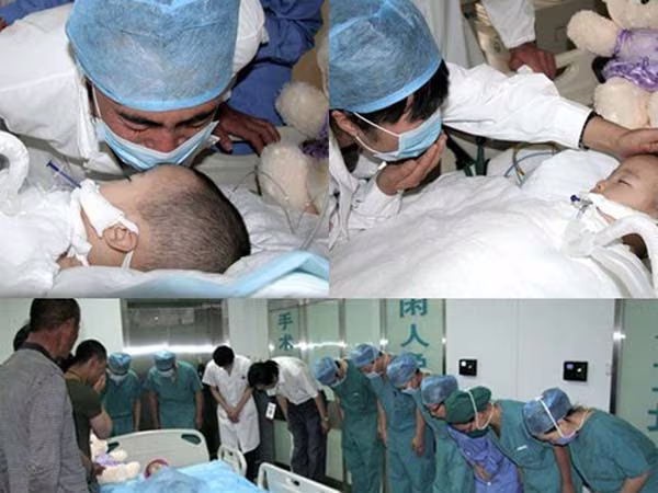 Xúc động giây phút y bác sĩ cúi rạp trước thi thể những em bé hiến nội tạng ảnh 6 Xúc động giây phút y bác sĩ cúi rạp trước thi thể những em bé hiến nội tạng ảnh 6