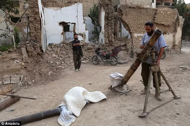 Quân nổi dậy Syria dùng Ipad để bắn súng cối, tên lửa ảnh 4