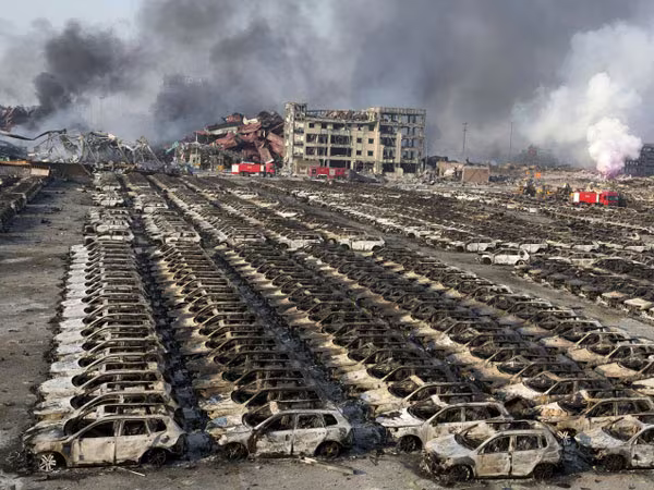 Nổ ở Thiên Tân: Hơn 5.000 xe hơi mới bị thiêu rụi  ảnh 2