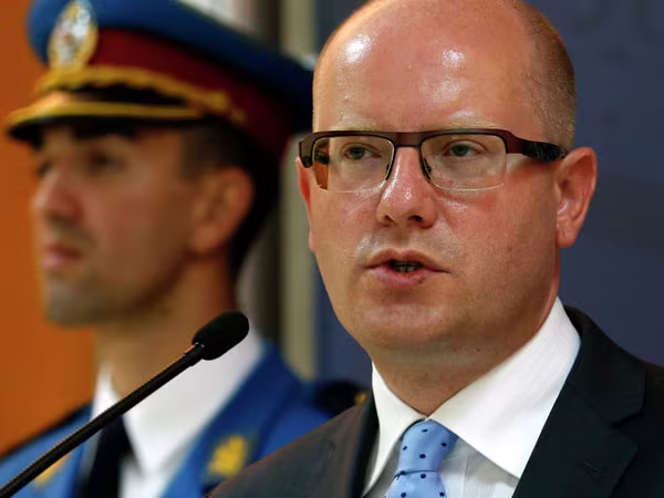 Thủ tướng Czech: EU nên "cầu cứu" Nga để giải quyết khủng hoảng tị nạn ảnh 1