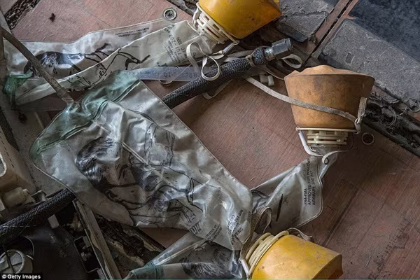 Khám phá cuộc sống bên trong khu "nghĩa địa máy bay" bỏ hoang giữa thủ đô Bangkok ảnh 14