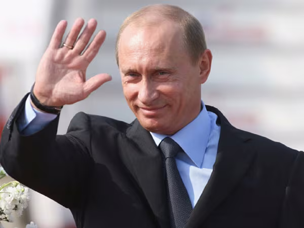 Báo Thụy Sĩ: Tổng thống Putin muốn làm "anh hùng" cứu Syria và EU ảnh 1 Báo Thụy Sĩ: Tổng thống Putin muốn làm "anh hùng" cứu Syria và EU ảnh 1